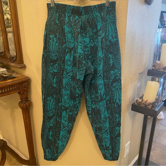 Vintage MADE IN THE USA Teal Black Patterned Pants Size XL - Picture 4 of 7